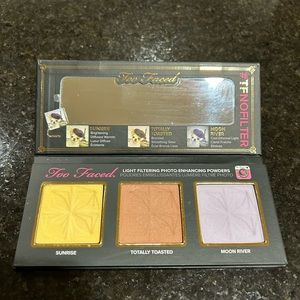 Too faced eyeshadow palette